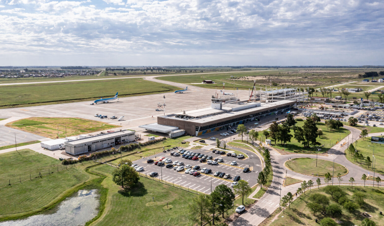 El Aeropuerto de Rosario amplía su oferta de vuelos para las vacaciones | Rosario y la región