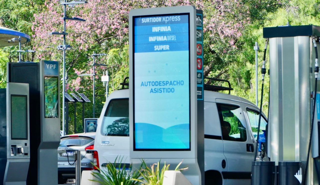 Presidente de YPF: "El autodespacho debería traducirse en un ahorro en el precio final de la nafta" | Política y Economía