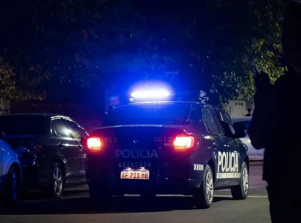Policía herido de bala en un incidente confuso durante la madrugada | Rosario y la región