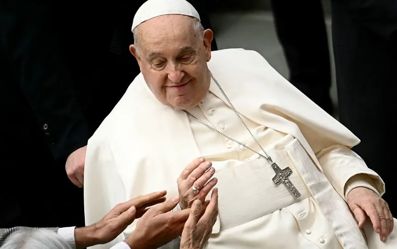 La Iglesia argentina pidió rezar por la salud del papa Francisco | Información General