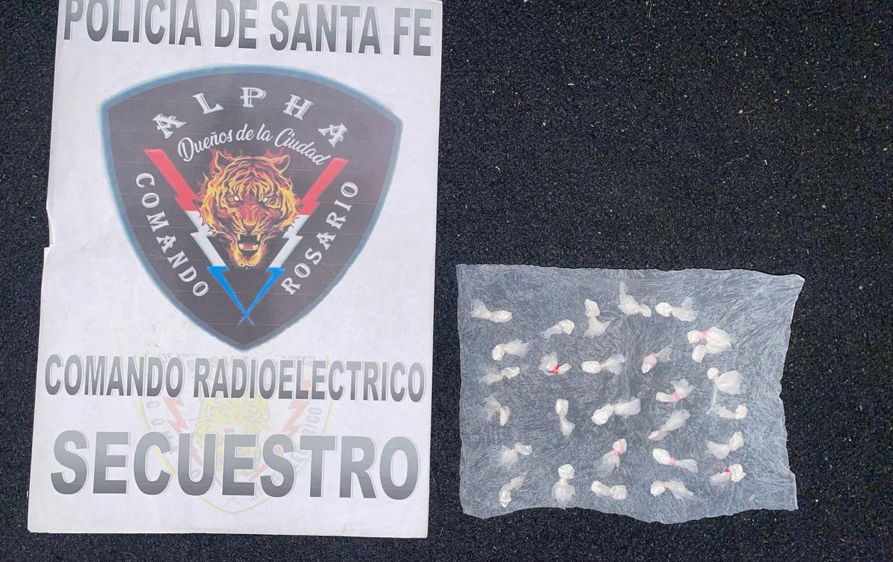 Detuvieron a un joven de 27 años vendiendo drogas junto a una niña de 13 | Rosario y la región