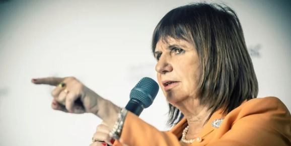 Patricia Bullrich arremetió contra Axel Kicillof: "Tu inutilidad está costando vidas" | Política y Economía