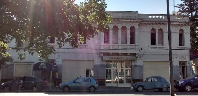 Atropellaron a una niña en la puerta de su escuela: una moto involucrada | Rosario y la región