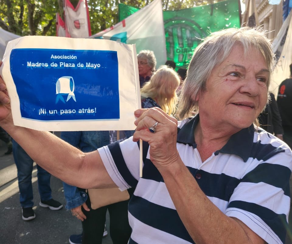 Marcha por los jubilados en Plaza San Martín | Rosario y la región