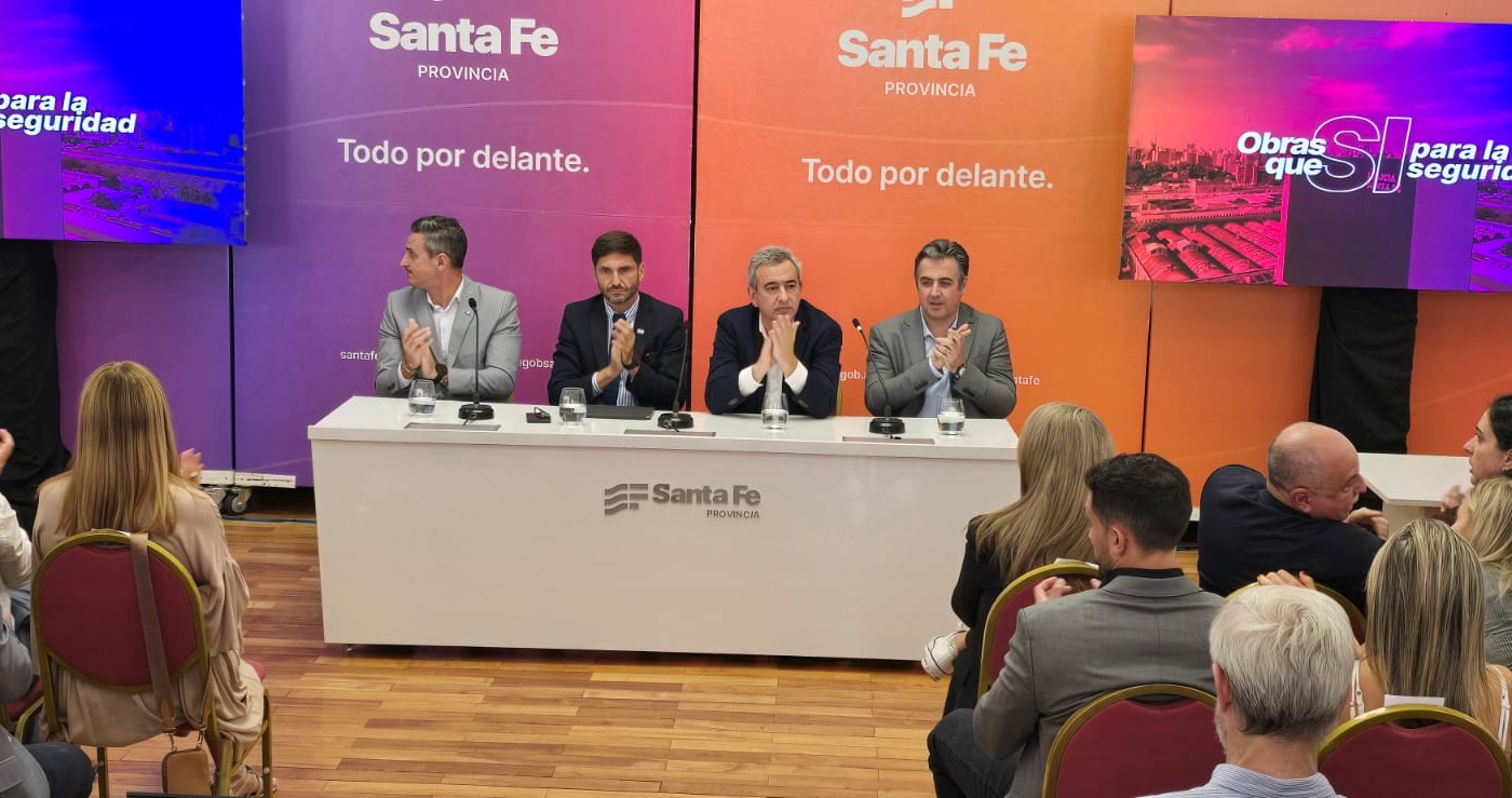 Pullaro presentó las nuevas estaciones policiales | Rosario y la región