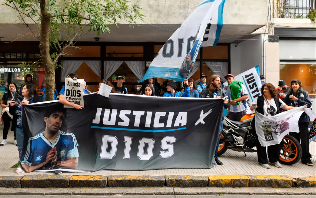 "Audiencia tras audiencia se cae la hipótesis del supuesto plan criminal contra Maradona", expresó el defensor de Cosachov | Información General