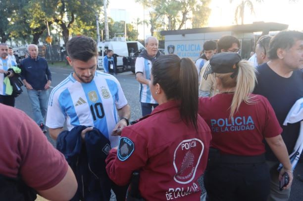 Operativo de la Policía de la Ciudad para Argentina-Brasil: 260 actas, 126 trapitos demorados, impedimento para tres deudores alimentarios y un detenido por robo | Información General