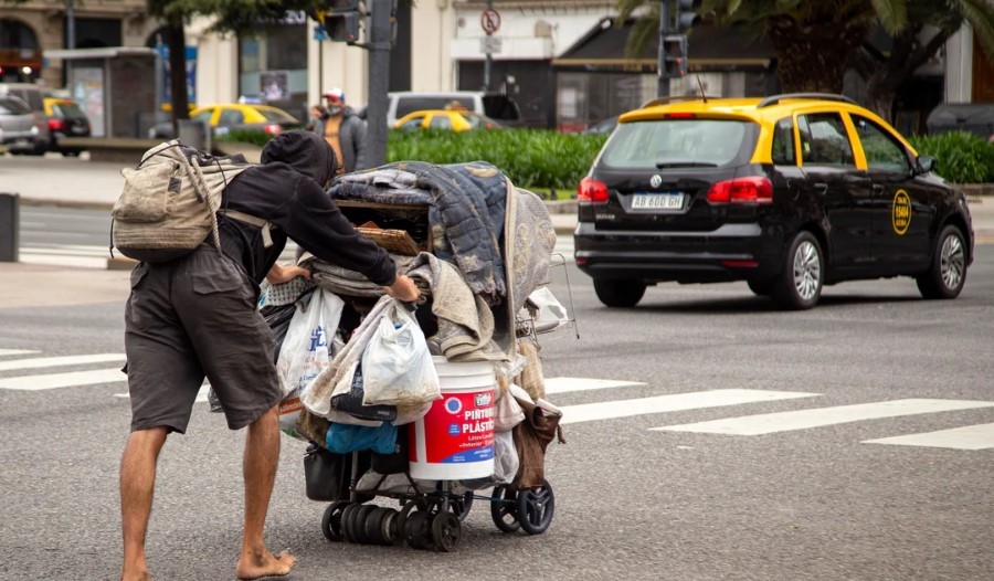 La pobreza bajó al 38,1% en el segundo semestre de 2024 | Información General