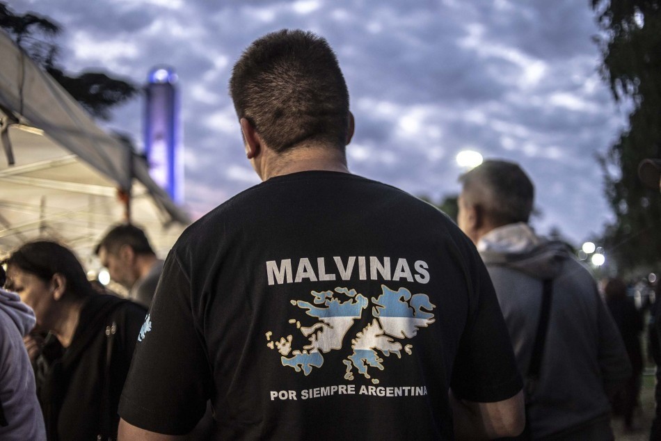 Vigilia por Malvinas: llega una nueva jornada en homenaje a los héroes que lucharon por la patria | Rosario y la región