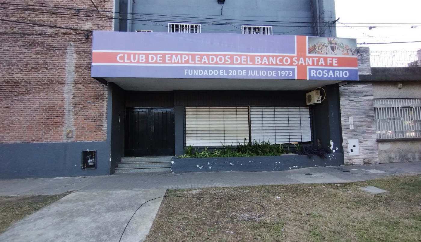 Un hombre perdió la vida al caer de un techo: no contaba con red, ni arnés de seguridad | Rosario y la región