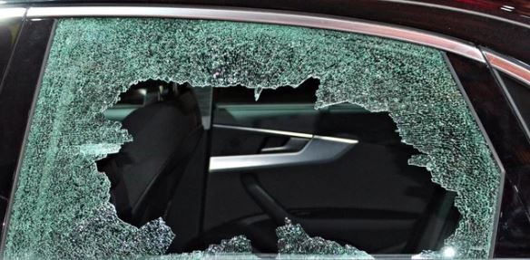 Nueva ola de "rompecoches" en Palermo | Información General