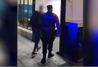 Un “trapito” con más de 20 antecedentes fue detenido en Palermo por rayar autos | Información General