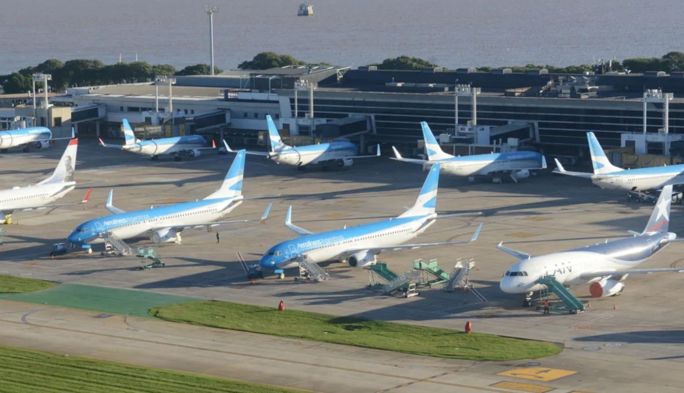 Paro general: "En Aeroparque y Ezeiza no va a haber actividad en toda la jornada" | Información General