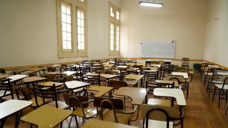 Docentes de la UNR anuncian paro de 48 horas en reclamo por mejoras salariales | Rosario y la región