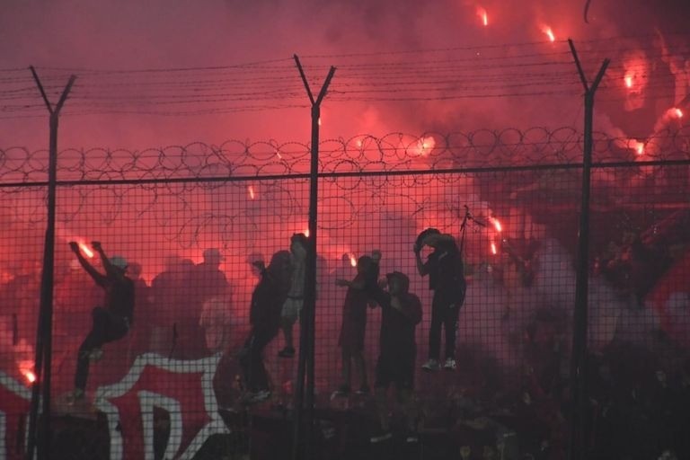 Detuvieron a un hombre y una mujer en zona sudoeste por extorsiones a un barrabrava de Newell's | Rosario y la región