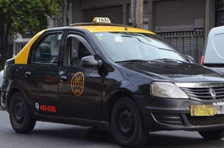 Una pareja intentó robarle a un taxista en el centro y fue detenida | Rosario y la región