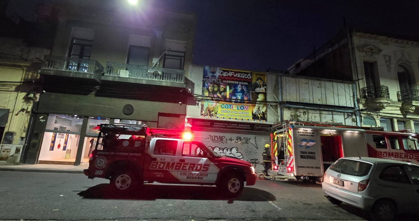 Denso humo y susto en un local gastronómico del centro | Política y Economía