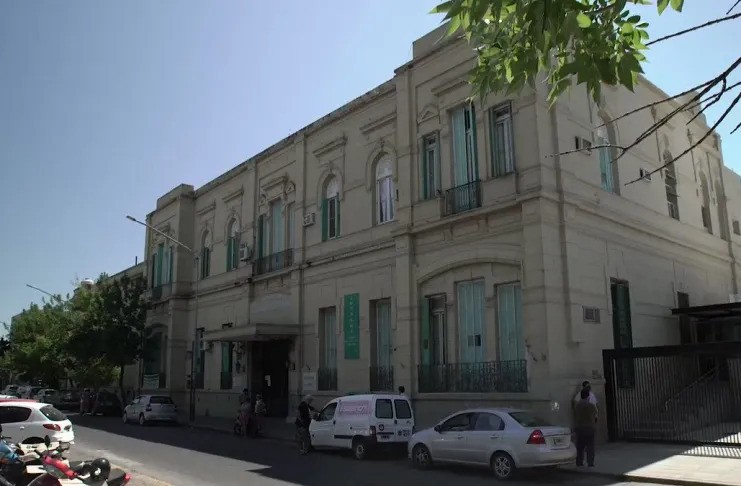 Santa Fe: Una mujer policía embarazada recibió un disparo en la cabeza y dio a luz | Información General