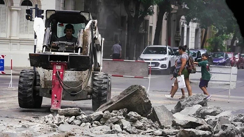 Obras: Rosario continúa con su plan de repavimentación e inició nuevos trabajos en diferentes avenidas | Rosario y la región