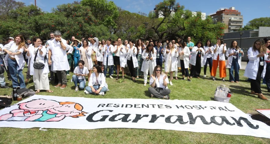Hospital Garrahan: tras recibir una intimación, los residentes levantaron el paro | Información General