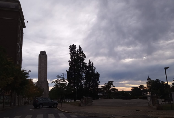 El clima en Rosario: jornada con neblina, lluvias aisladas y temperaturas en ascenso | Rosario y la región