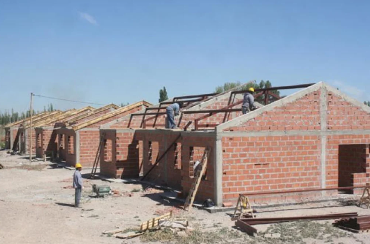 Milei avanzó en la disolución del Procrear: qué pasa con los créditos otorgados | Política y Economía