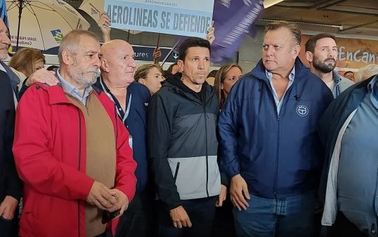 Gremios aeronáuticos denunciaron al Gobierno nacional ante el Comité de Libertad Sindical de la OIT | Política y Economía