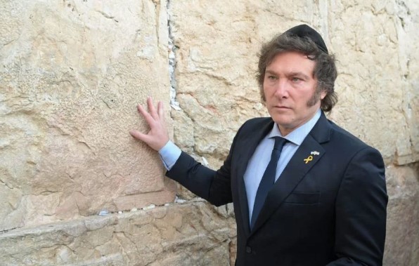 Milei disertó en el Parlamento de Israel y confirmó que en 2026 mudará la Embajada a Jerusalén | Política y Economía