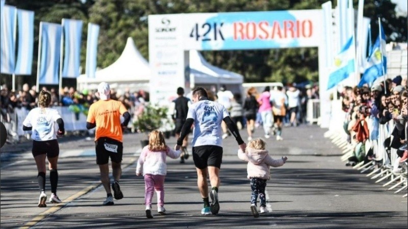 La Maratón de la Bandera se corre este domingo y habrá interrupciones de tránsito | Rosario y la región