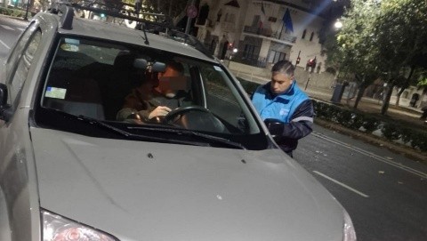 Durante el fin de semana largo en Rosario: cuidacoches detenidos, ruidos molestos y más de 40 vehículos remitidos | Rosario y la región