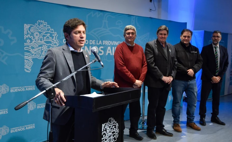 Kicillof le respondió a Milei tras las críticas: "El que grita e insulta es porque no tiene razón" | Política y Economía