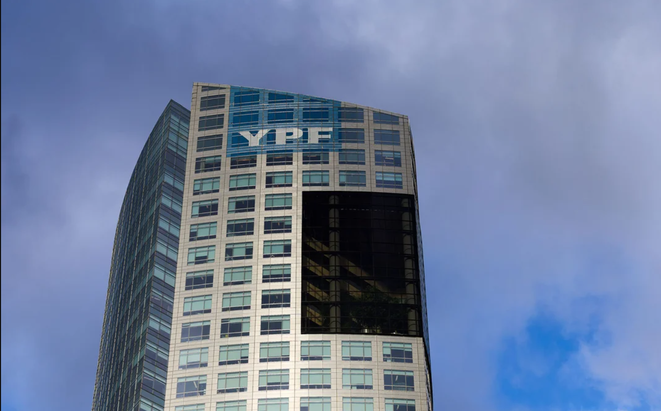 Beneficiarios del fallo por YPF anunciaron que “no quieren las acciones” | Política y Economía