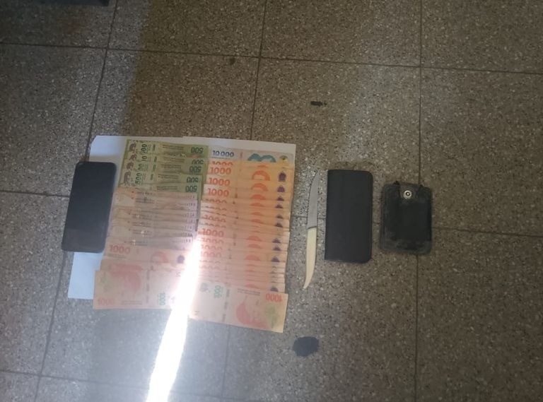 Asaltaron a un taxista y terminaron detenidos tras una persecución en zona sur | Rosario y la región