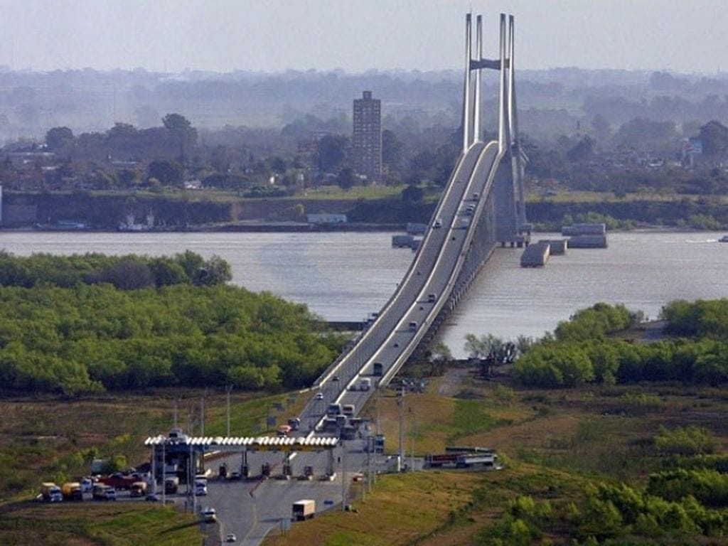 Nuevo plazo para licitar la concesión del puente Rosario-Victoria: habrá tiempo hasta septiembre | Política y Economía