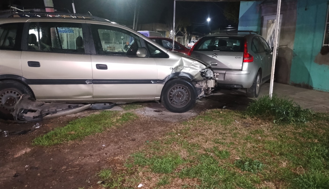 Triple choque en zona sur: una mujer resultó herida | Rosario y la región