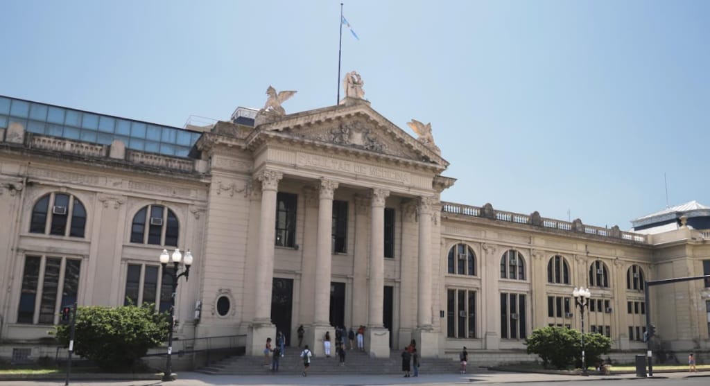 La UNR suspende sus actividades académicas este martes por el día del Docente Universitario | Rosario y la región