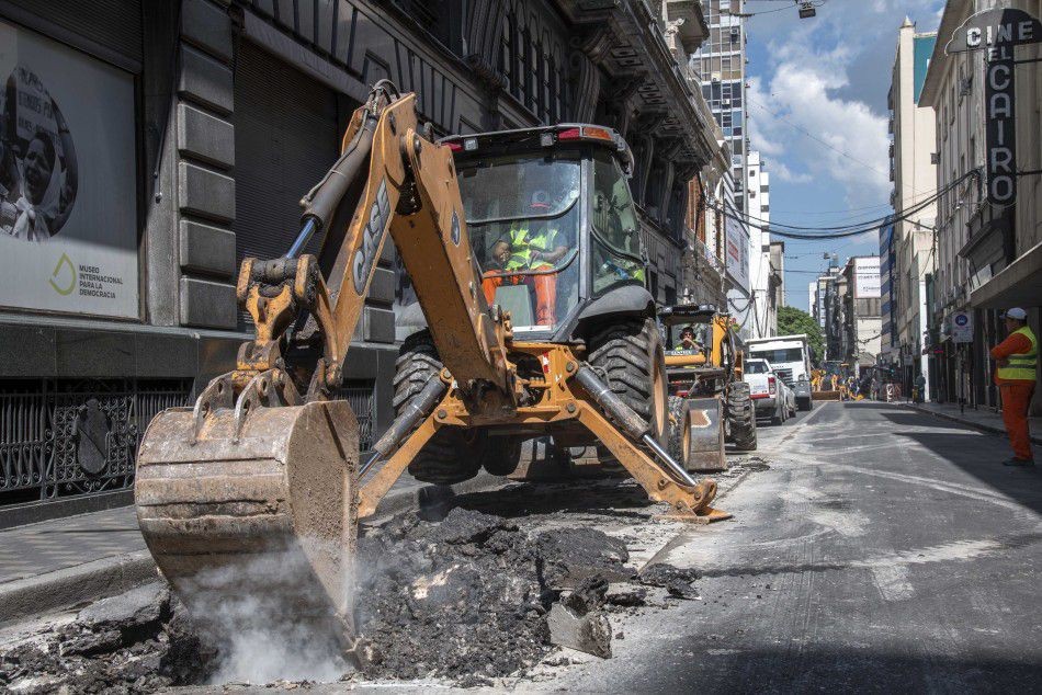 La municipalidad inició un plan de obras simultáneas en calles, alumbrado y transporte | Rosario y la región