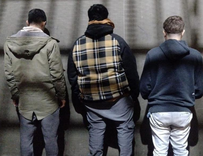 Cuatro personas detenidas en Rosario por amenazas relacionadas con una deuda por drogas | Rosario y la región