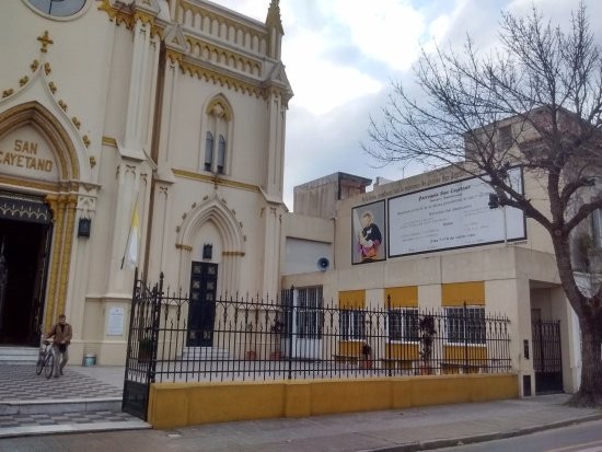 Día de San Cayetano: procesión, ollas populares y un grito colectivo por trabajo digno | Rosario y la región