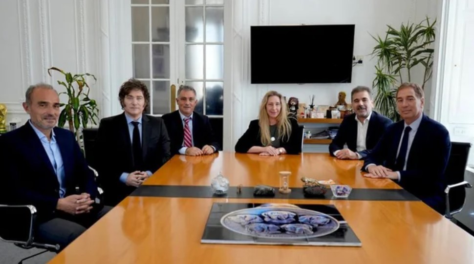 Javier Milei cenó con diputados aliados en Olivos para blindar los vetos a jubilados y discapacidad | Información General