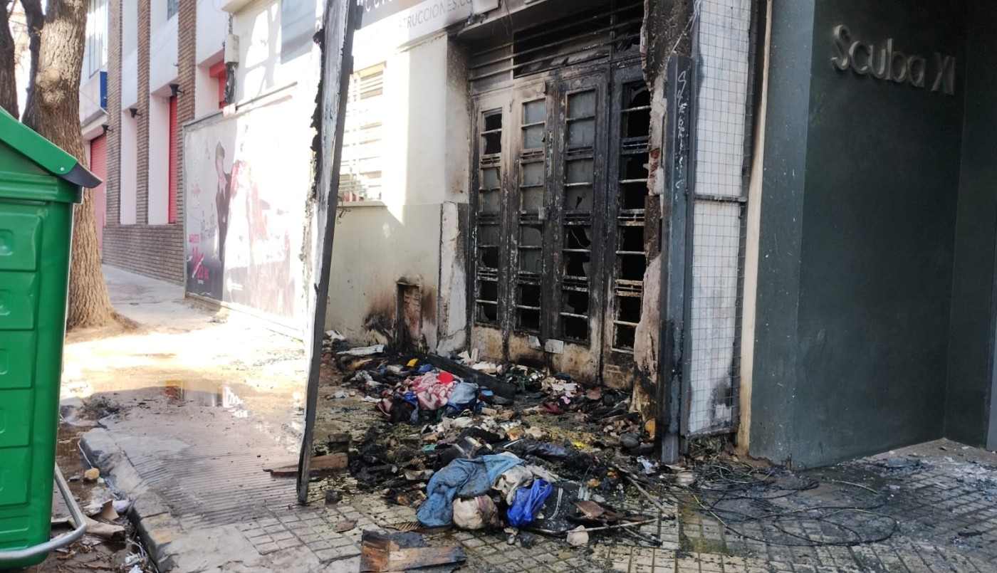 Explosión e incendio en una obra abandonada en Tucumán al 1800 | Rosario y la región