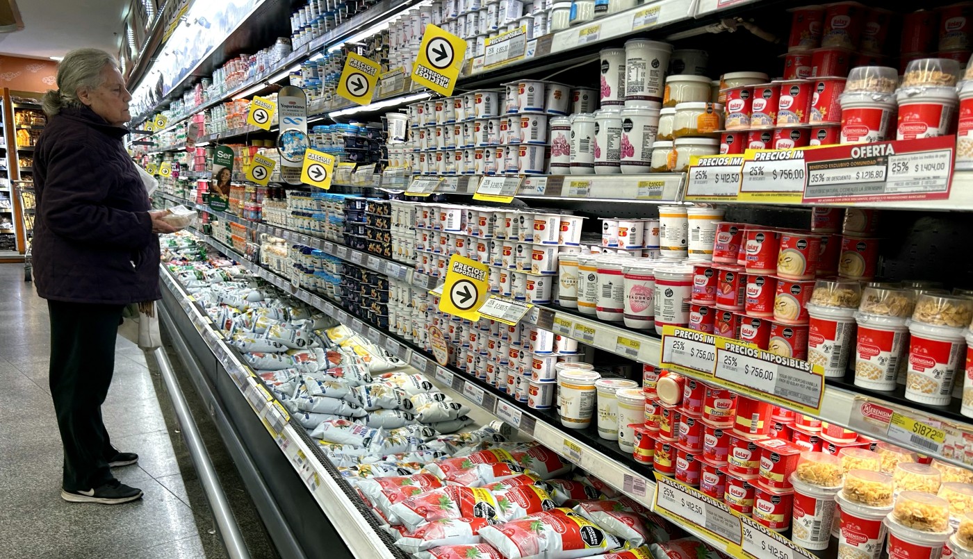 Advierten que el precio de productos básicos se disparó hasta un 334% desde noviembre de 2023 | Política y Economía