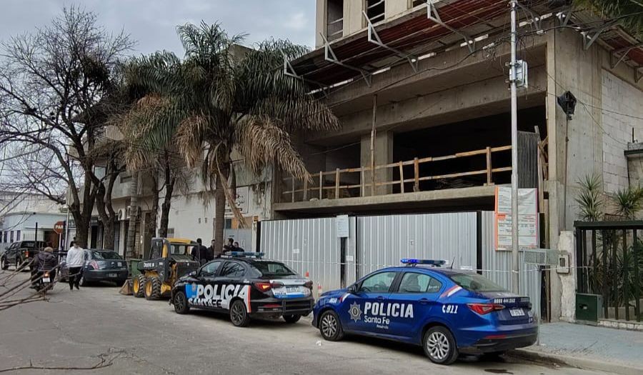 Clausuraron la obra en la que murieron cuatro obreros tras desplomarse un montacargas | Rosario y la región