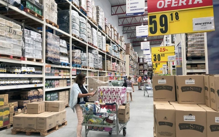 La inflación mayorista se aceleró al 2,8% en julio, impulsada por subas en productos importados | Política y Economía