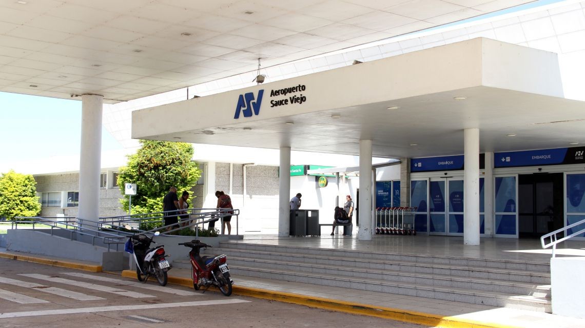Sauce Viejo refuerza vuelos y frecuencias por el cierre temporal del Aeropuerto de Rosario | Rosario y la región