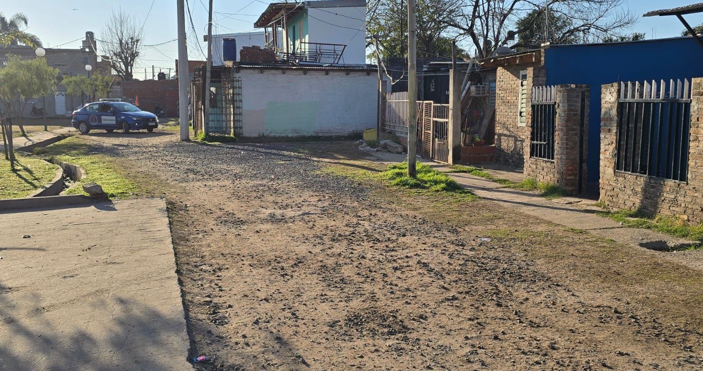 Cinco jóvenes resultaron heridos por una balacera frente a una cancha de fútbol | Rosario y la región