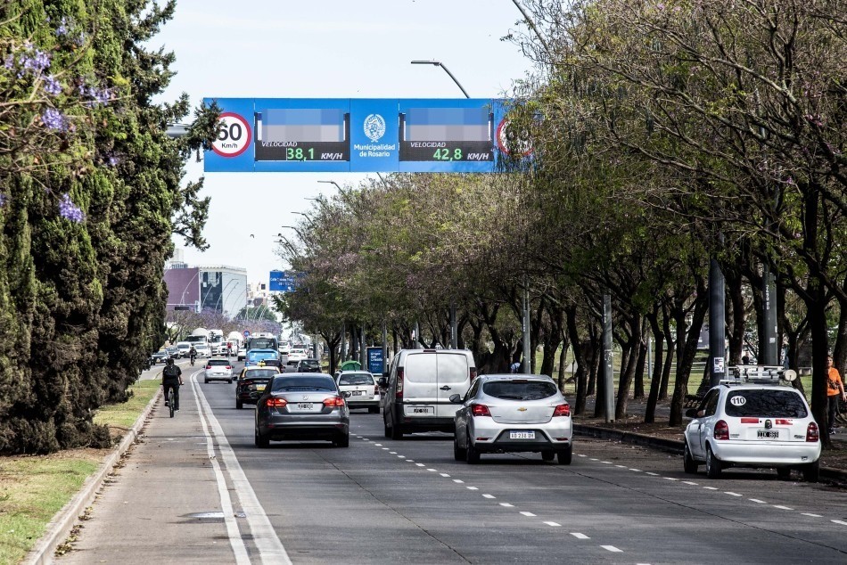 Las cámaras municipales detectaron 32 autos mellizos en lo que va del año | Rosario y la región