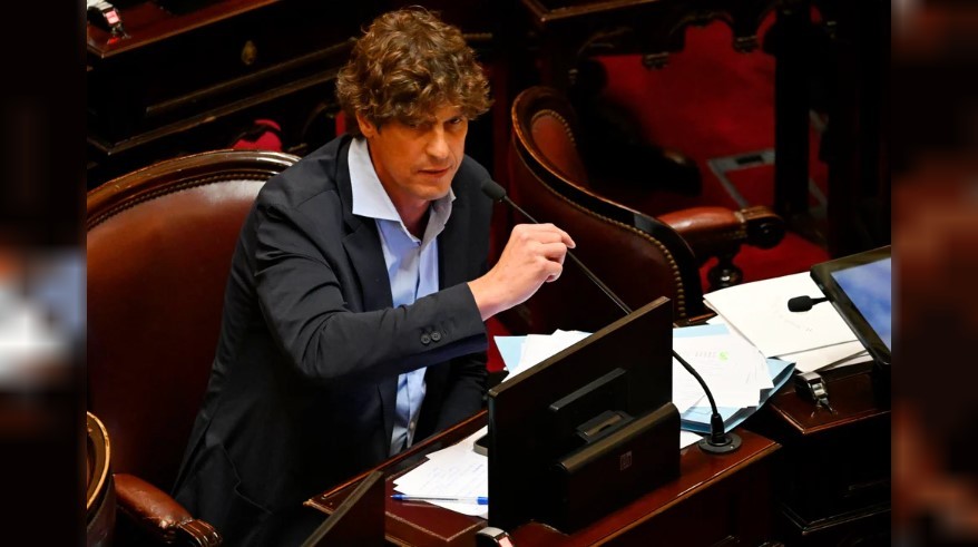 Lousteau criticó a Bullrich por pedir el allanamiento de periodistas que revelaron el escándalo de las coimas | Política y Economía