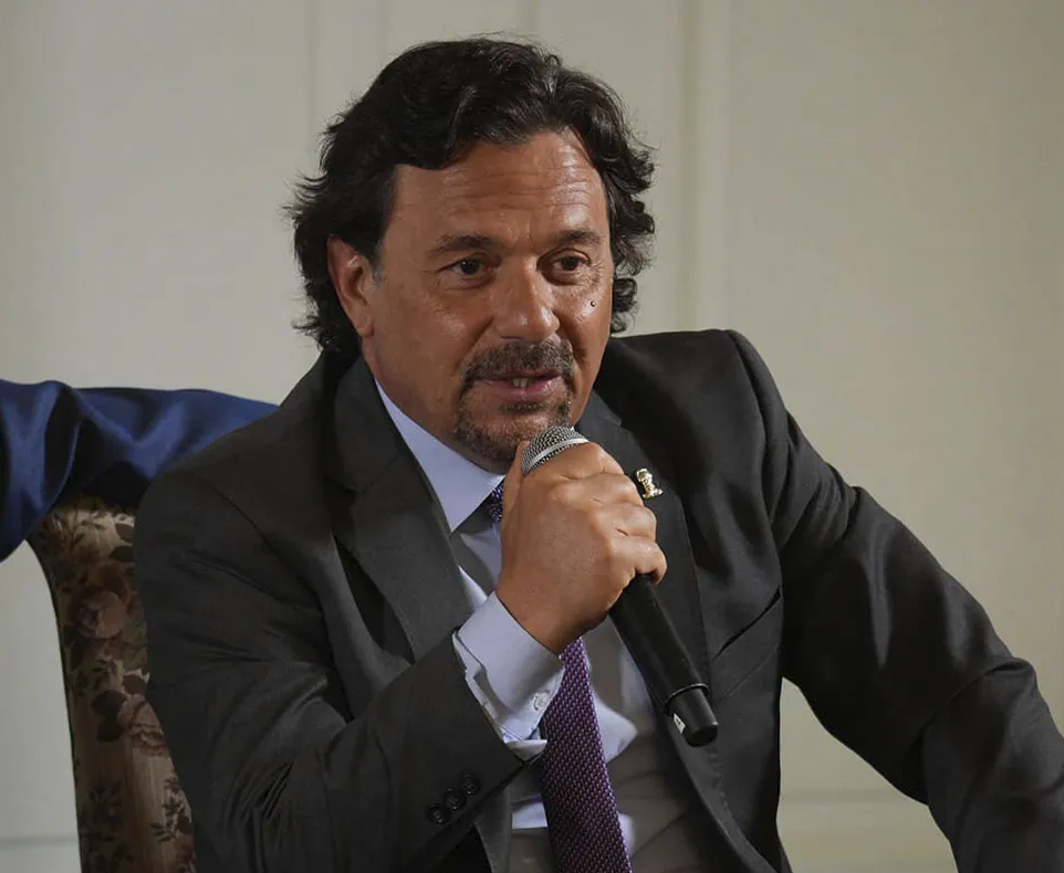 Salta: Gustavo Sáenz pidió suspender planes a extranjeros y destinarlos a jubilados y discapacitados | Política y Economía