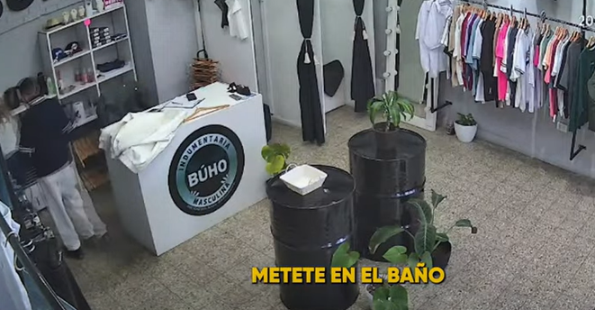 Ola de robos en centro comercial Ayacucho: desvalijaron un local de ropa | Rosario y la región